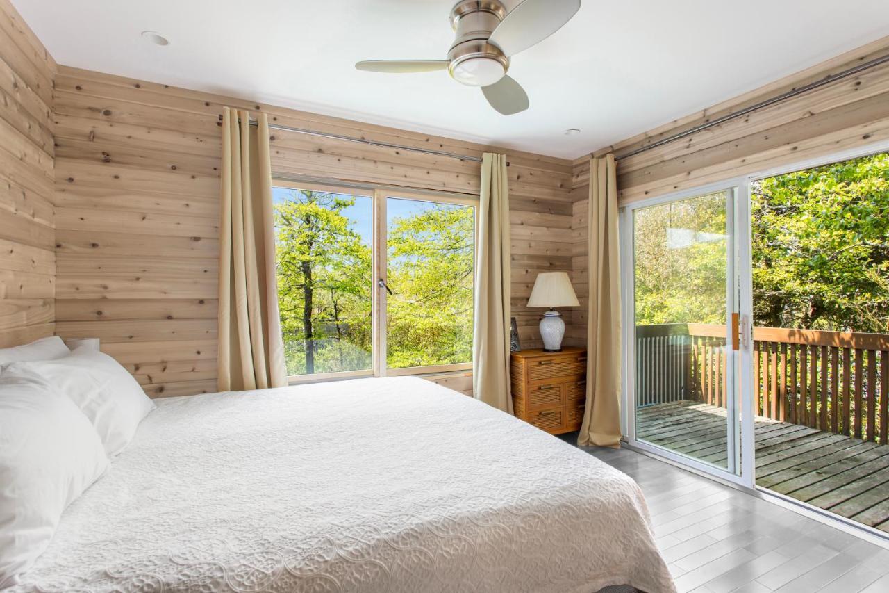 The Pines Men-Only Stay Fire Island Pines Экстерьер фото